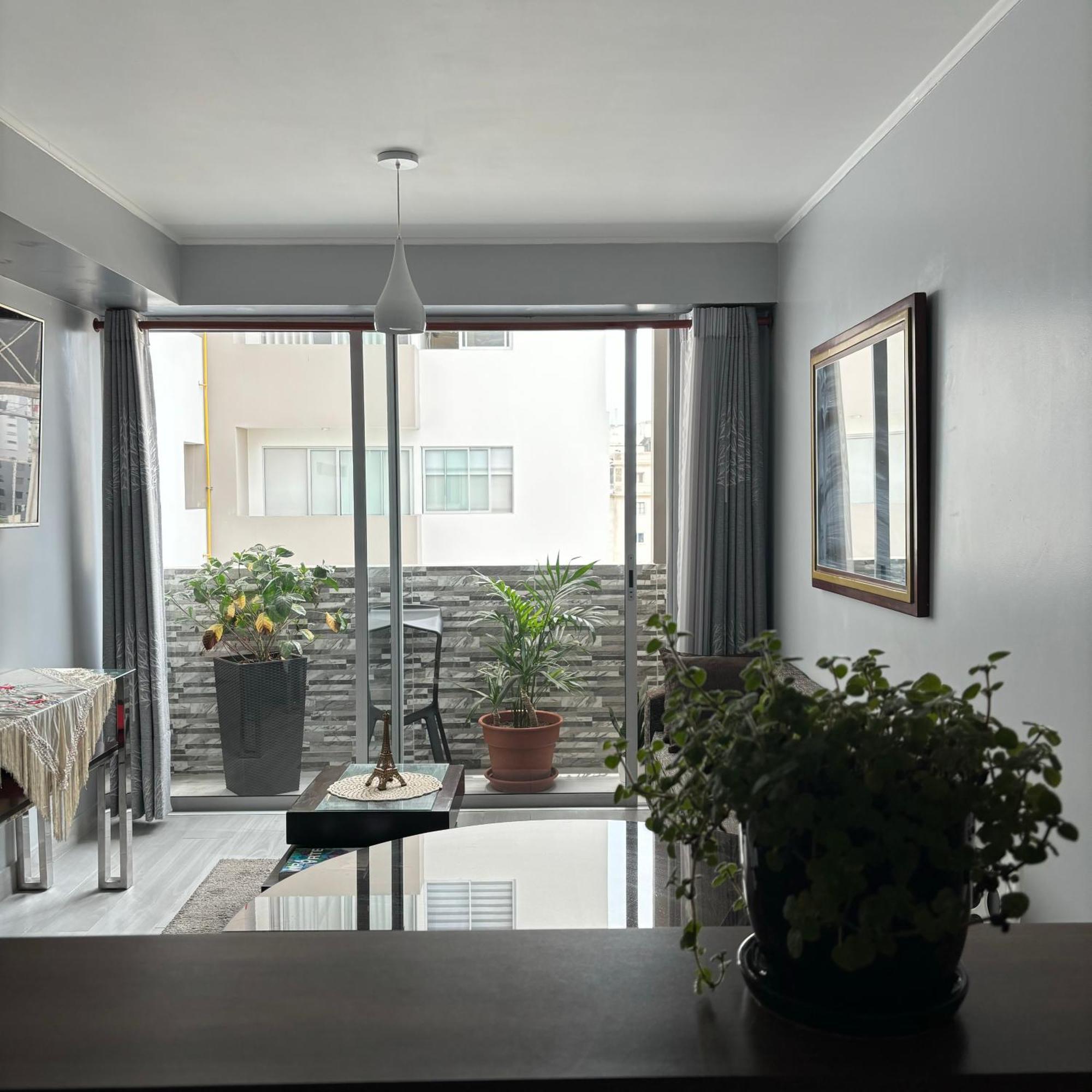 Departamento En Miraflores Con Surquillo ลิมา ภายนอก รูปภาพ